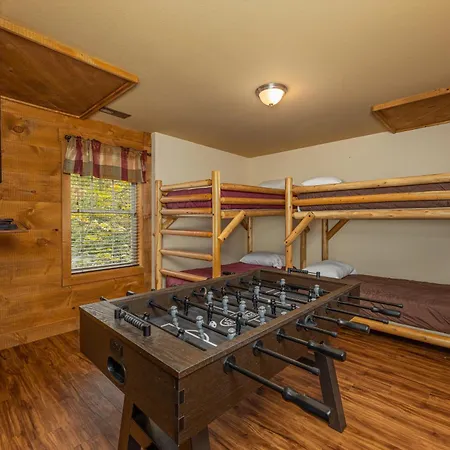 Moonshine Manor By Eden Crest Villa Gatlinburg Exterior photo